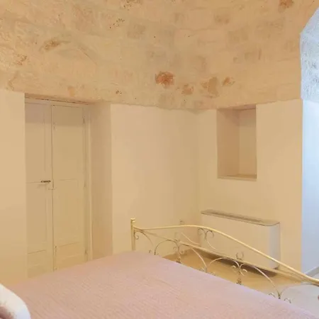 فيلة Masseria Carperi Trullo *